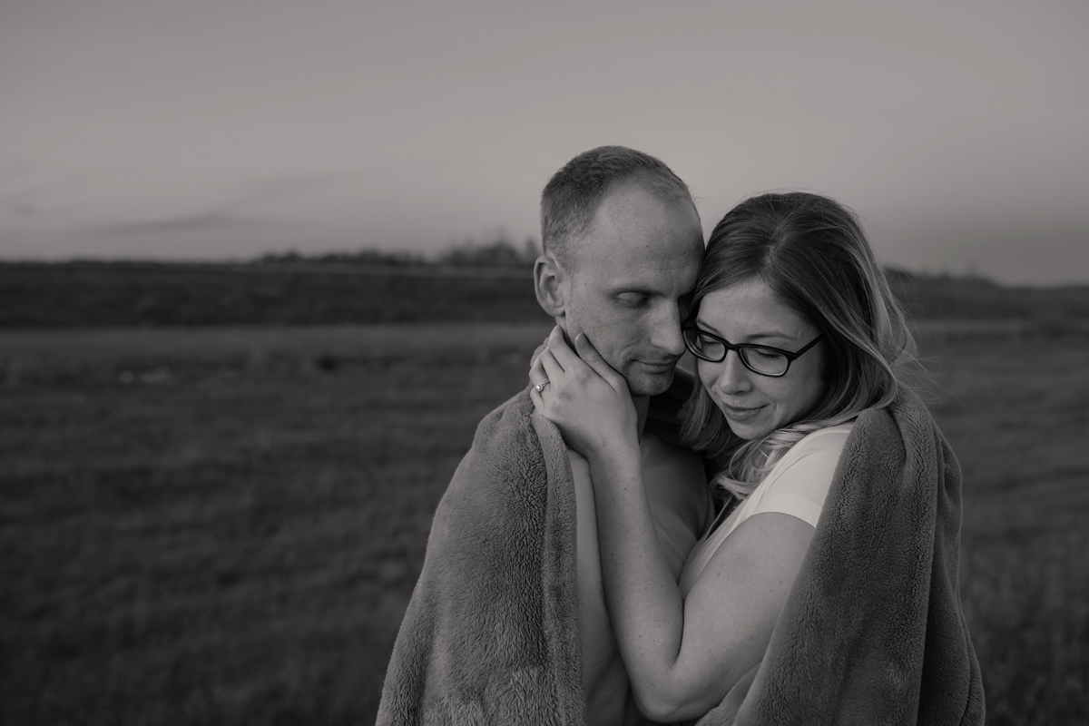 saskatoon saskatchewan fall couples session