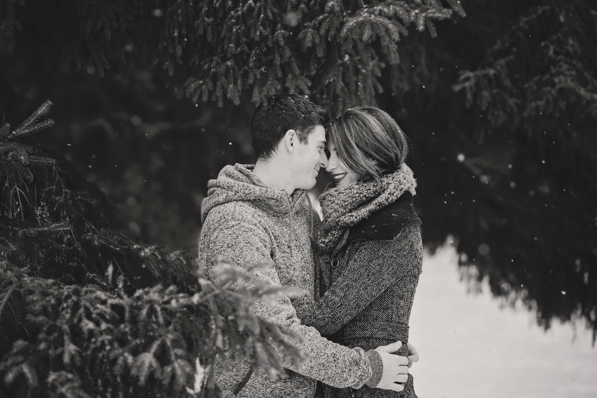 saskatoon winter couples session president murray park