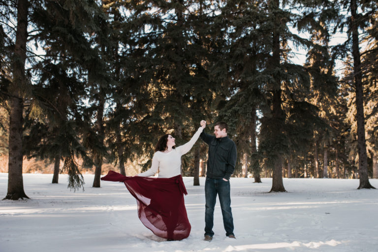 saskatoon saskatchewan couples winter photo session