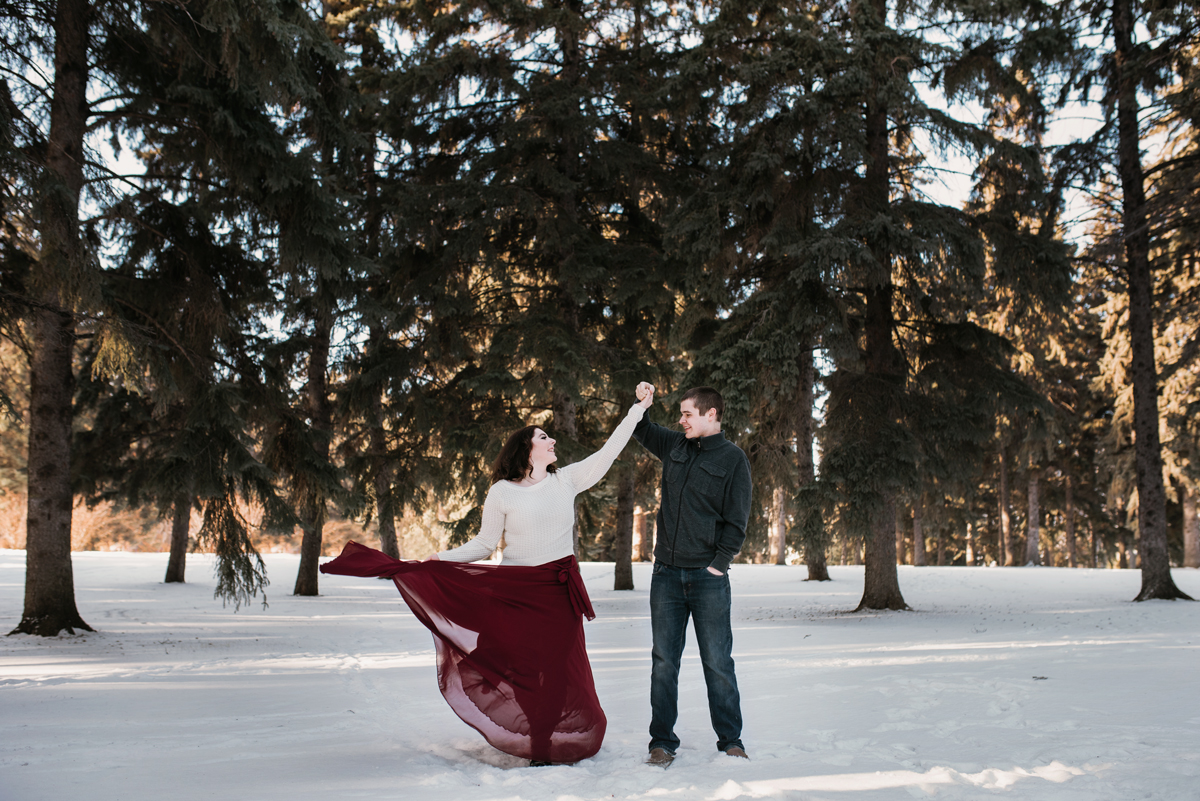 saskatoon saskatchewan couples winter photo session