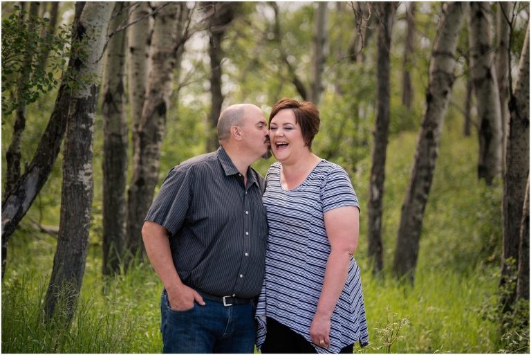 dalmeny saskatchewan 2020 grad session, portrait of mom and dad