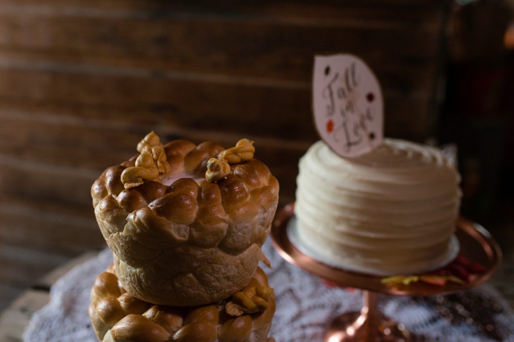 tradiational bread made by grandmother of the groom to enjoy with wedding cake